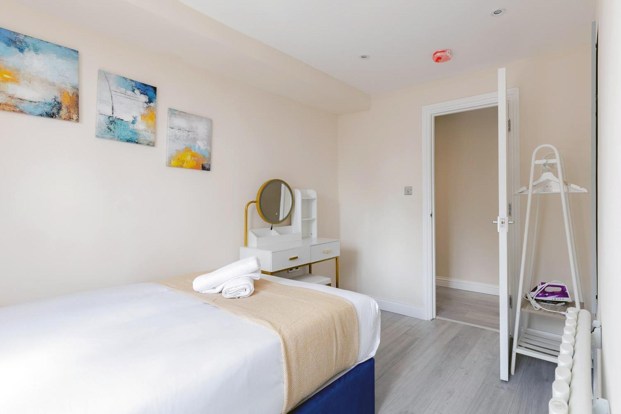 Two Bedroom Apartment Near Hyde Park And Oxford Street London Bagian luar foto