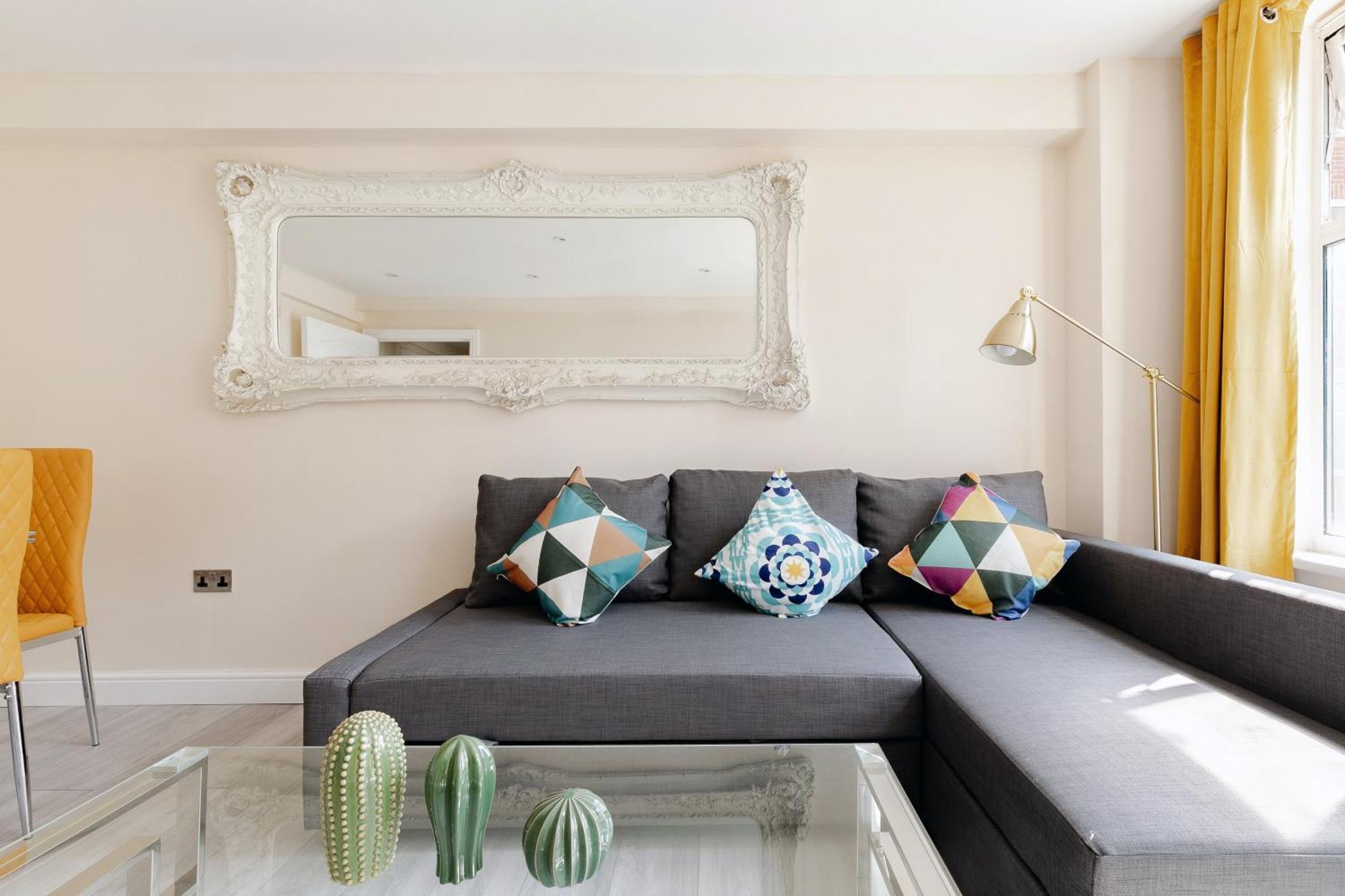 Two Bedroom Apartment Near Hyde Park And Oxford Street London Bagian luar foto