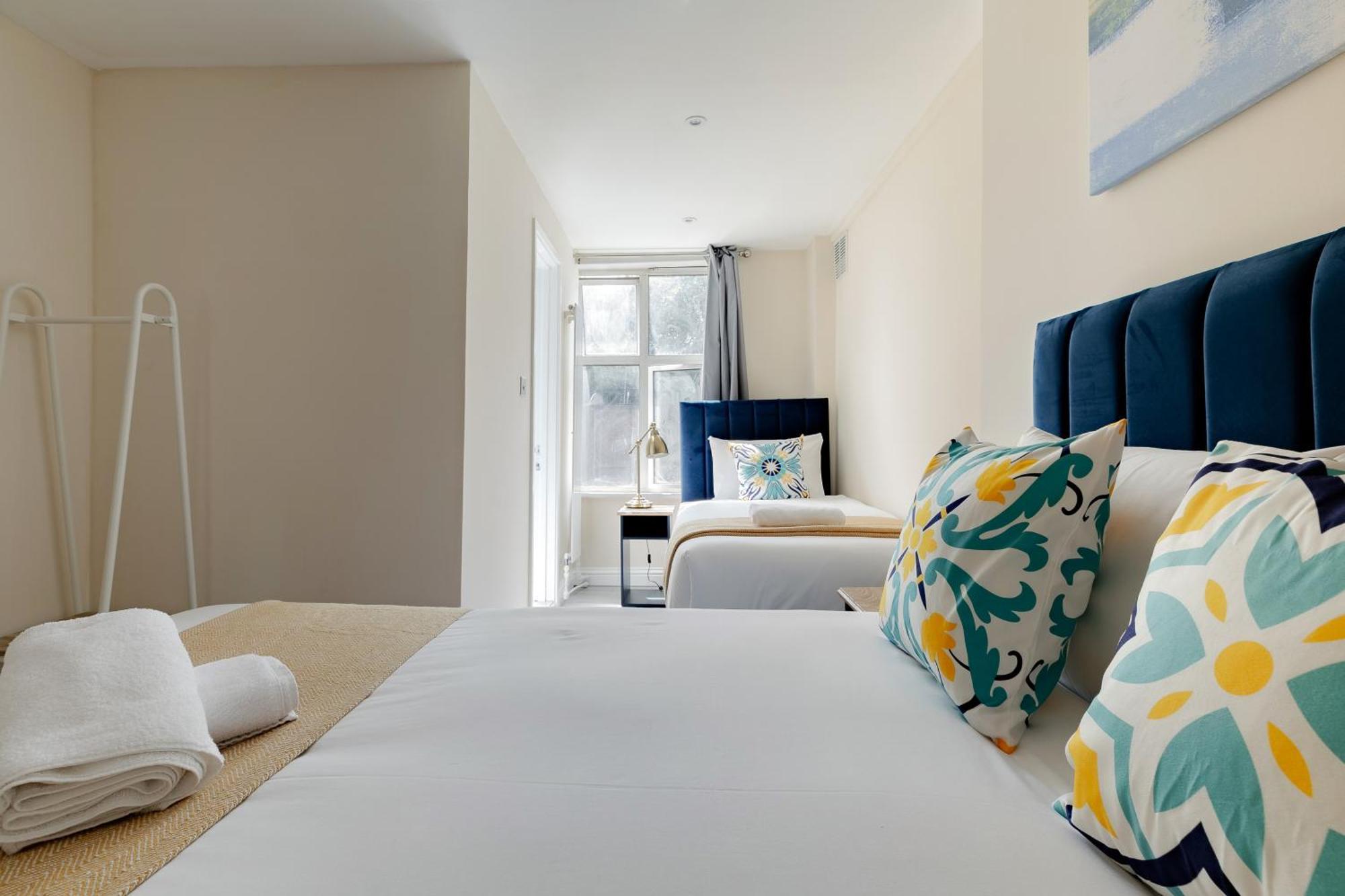 Two Bedroom Apartment Near Hyde Park And Oxford Street London Bagian luar foto